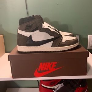 Jordan 1 Retro High Travis Scott